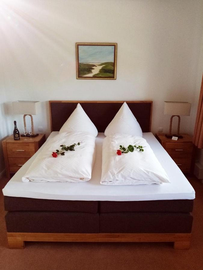 Hotel Inselhotel Kapitaen Tadsen / Amrum Nebel